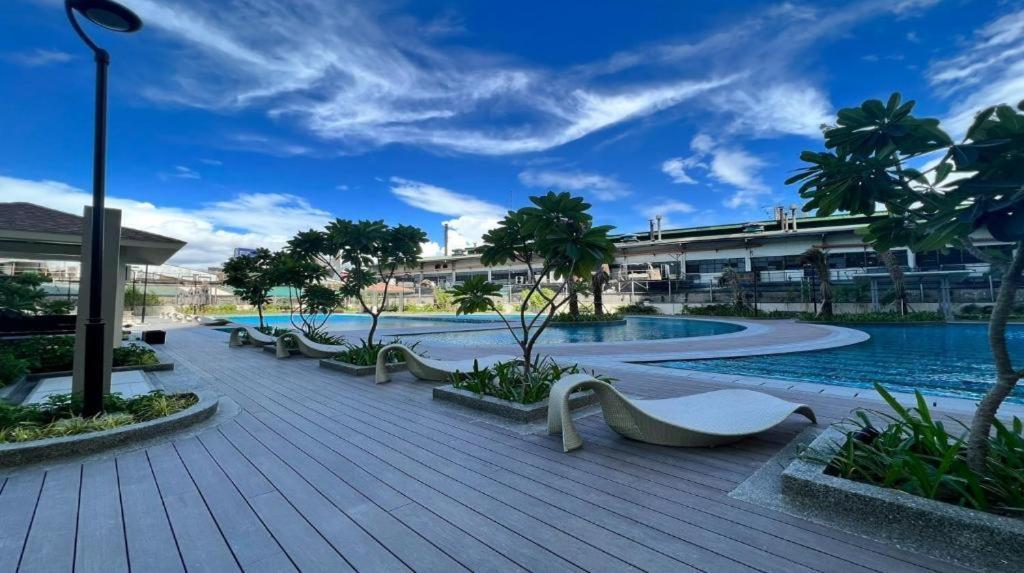 1Br Prisma Residences Dmci Stylish Condo Pasig City Eksteriør billede
